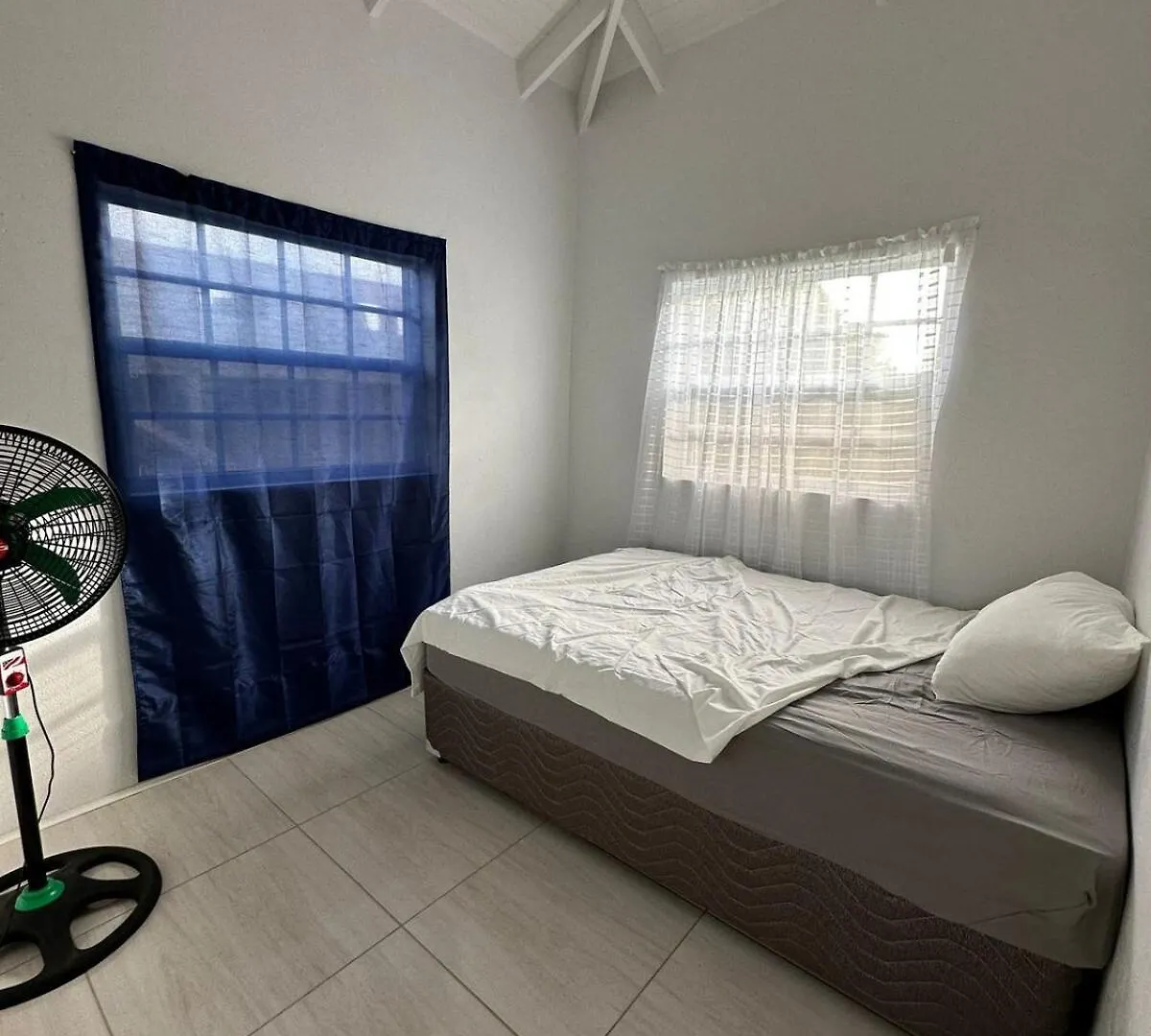 House Case En Bas Gros Islet
